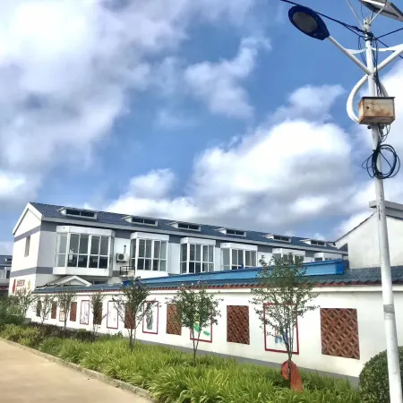 NO.51 fishing house