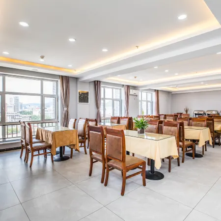 Lavande Hotel (Chengde Mountain Resort, Railway Station)