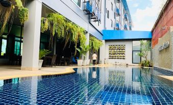 Mantra Varee Hotel