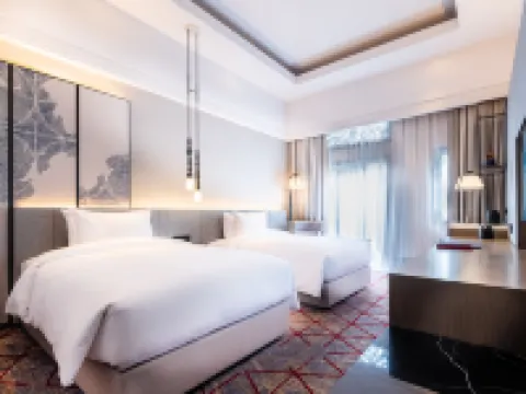 ดับเบิลทรี บาย ฮิลตัน ปุตราจายา เลคไซด์ โรงแรมในปุตราจายา