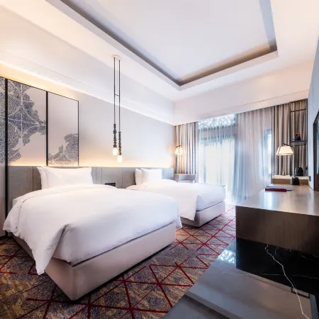 DoubleTree by Hilton Putrajaya Lakeside Отели в г. Патраджайя