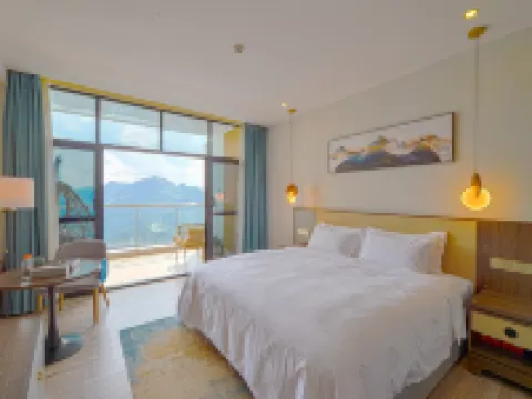 SkyBridge Jiayu Hotel Hotels in Pingtang