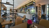 Amazhoucuo Hotel Hotels in Lintan