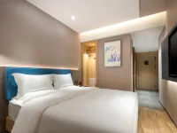 ZMAX Hotel (Xining Railway Station Branch) Hotels near Xining Passenger Transport Terminal Center