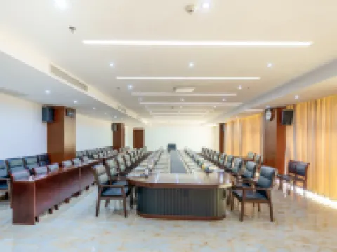 เกสต์เฮาส์เลอตง (สถานีรถไฟความเร็วสูง) โรงแรมในเลอตง