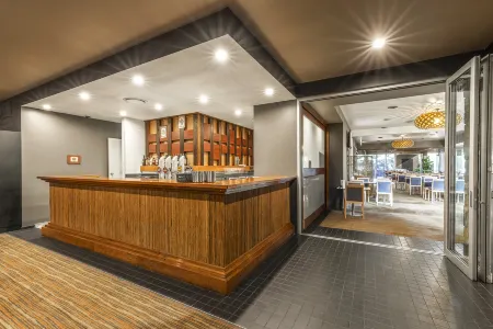 Villa Noosa Hotel Отели в г. Тевантин