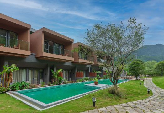 Jingdezhen Qizhu Fengguo'er Art Museum Hotel over view