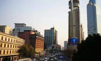 4. 럭키 호텔 상하..