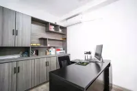 Pak Su Weilan Electric Sports B&B (Dianchishan Shop)