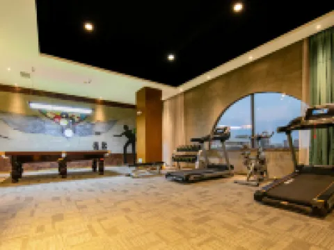 James Joyce Coffetel(new world store, Nanpu Road, Ezhou). Hotels in Ezhou