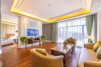 SANYUANLI BUSINESS HOTEL Các khách sạn gần Honggu Community Education College