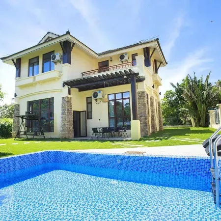 Suli Yard Villa
