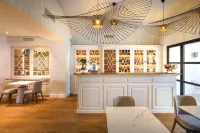 MouraSuites Hotel