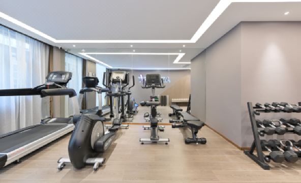Ezhou Municipal Government Atour Hotel - Housity