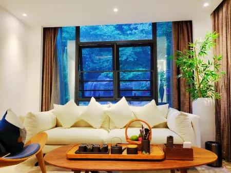 Mangshan Yunduanshanshe Hot Spring Hotel