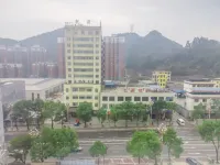 Huaxuanqianhui Wisdom Hotel Hotels near Biancheng Park