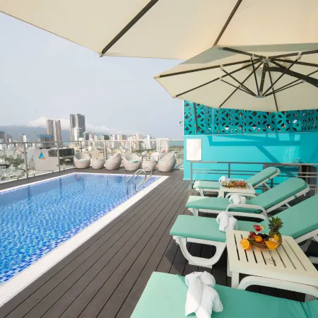 Calix Hotel
