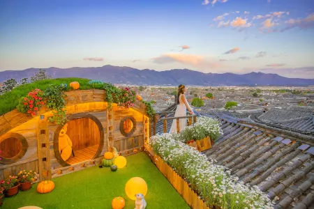 Leisure YueGuLou Inn Отели в г. Лицзян