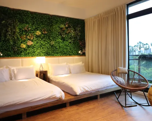 Song Qian Brigade live with sika deer Hotels near Lukang