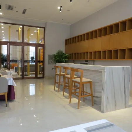 Guazhou Yuanquanhu Hotel Apartment