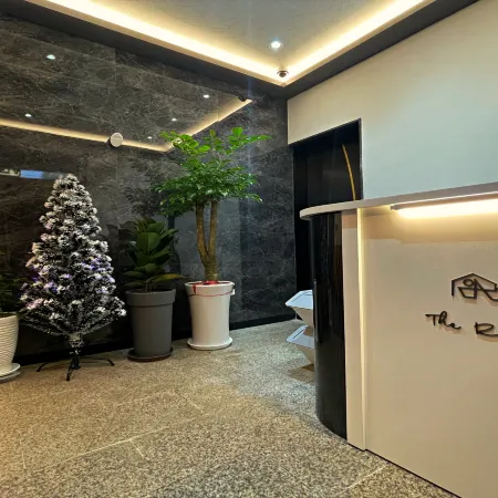 The Road Hotel Отели рядом с достопримечательностью «Станция метро Jongno-3ga»