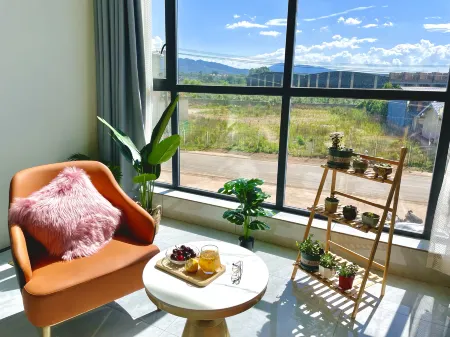 Yihe Business Hotel Отели в г. Яньюань