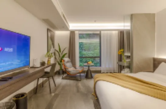 Laojun Mountain Linyin Hotel (Yunjing Cableway)