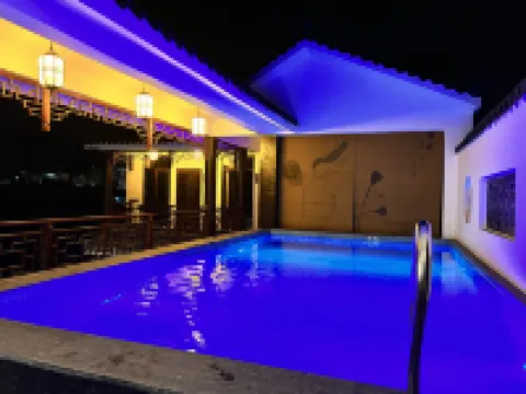 Yuemu Mountain House