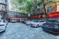 Junyi Hotel Chain (Chenzhou Yuhou Street Store) - موقف سيارات