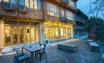 Zhaoxing Geyun Mountain Residence
