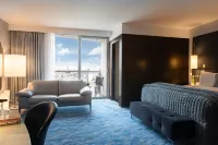 Renaissance Paris Arc de Triomphe Hotel