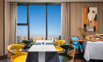 Smart·Smart Sky Hotel (Zigong Huashang International City)