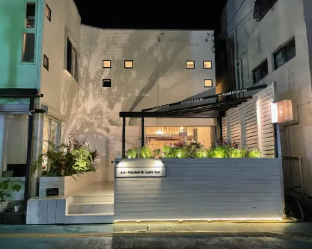 エン　ホステル　アンド　カフェバー 奄美のホテル