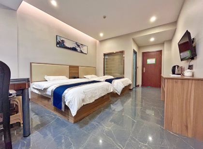 Huixing Business Hotel