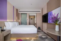 Lavande Hotel (Urumqi International Convention and Exhibition Center Olympic Sports Store) Các khách sạn gần Urumqi Midong Administration School