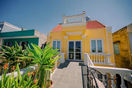 Le Rivage Villa Hoi An (Beachfront) Отели рядом с достопримечательностью «Montgomerie Links»