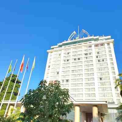 Mangshi Hotel Hotel Exterior