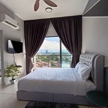 The Horizon Ipoh Dual L12 by Grab A Stay