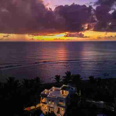 Villa Ferrer Hotel Exterior