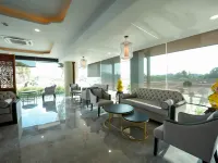 Aura Hotel Hatyai Songkhla Hotel in zona Tempio Wat Laem Pho