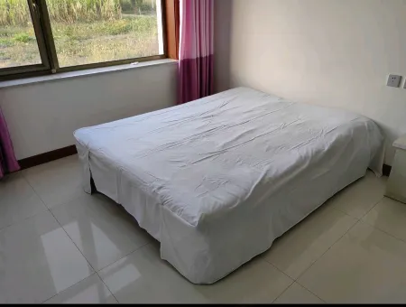 Hidden and bustling Inn Отели рядом с достопримечательностью «The Wave Valley Scenic Area»