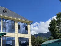 Marlan Mugge Qiju - vue sur la montagne