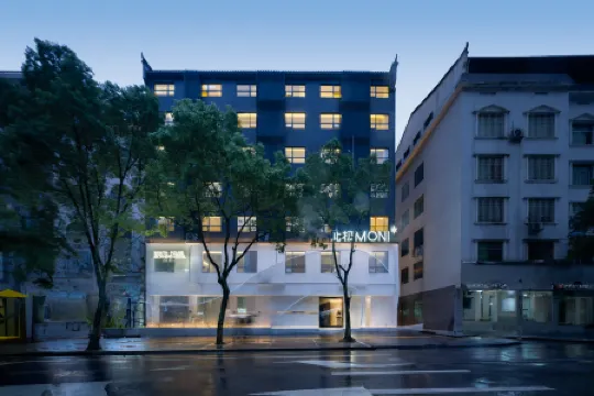 Arctic MONI Homestay (Dongjianghu Scenic Area Store)