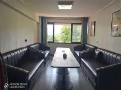 Gaotan Ruiyuan Hotel