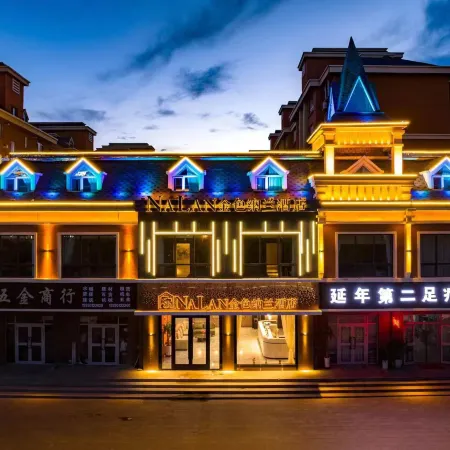 Golden Naran Hotel in Burqin