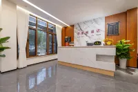 Xianlai Pavilion Hotel Liujiang Ancient Town