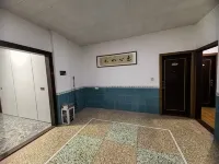 Jinsanjiao Hotel - 2-Star