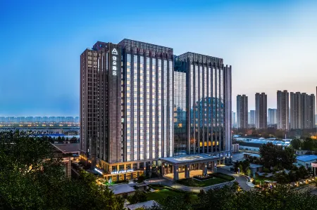 Atour Hotel Baoding East Station Hebei University New Campus Отели рядом с достопримечательностью «Baoding Zoo»