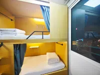 Zhuanshan International Youth Hostel (Jiaxiu Lou Qingyun Market)