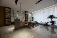 Qiuyue International  International Hotel فنادق في قوانغ شوي